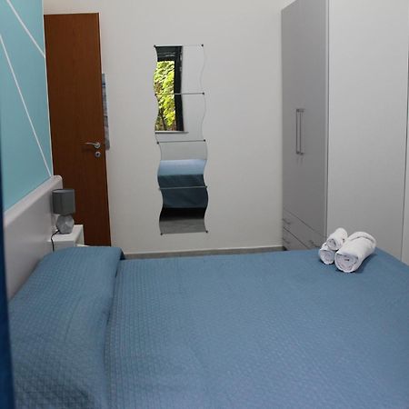Villa Anita Apartments Capo dʼOrlando Eksteriør billede