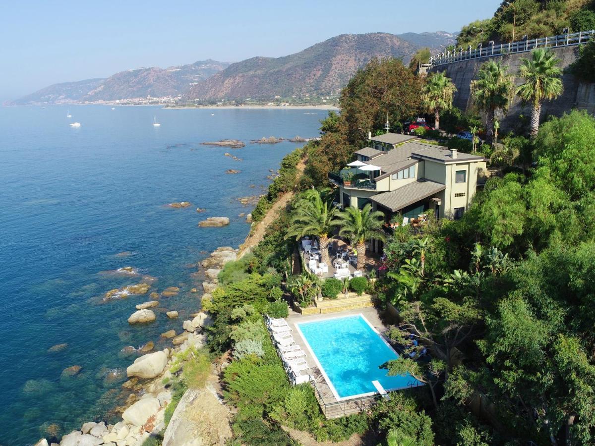 Villa Anita Apartments Capo dʼOrlando Eksteriør billede