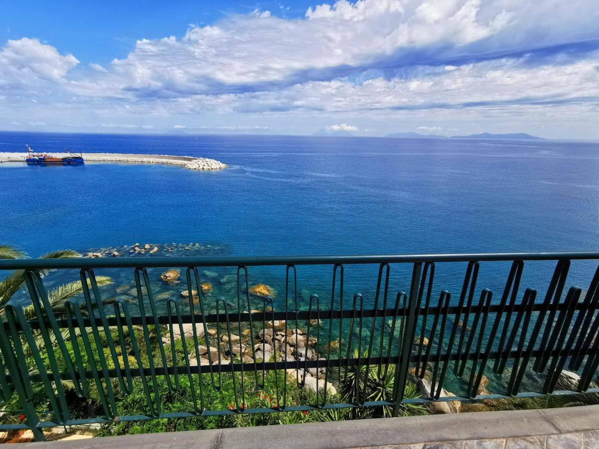 Villa Anita Apartments Capo dʼOrlando Eksteriør billede