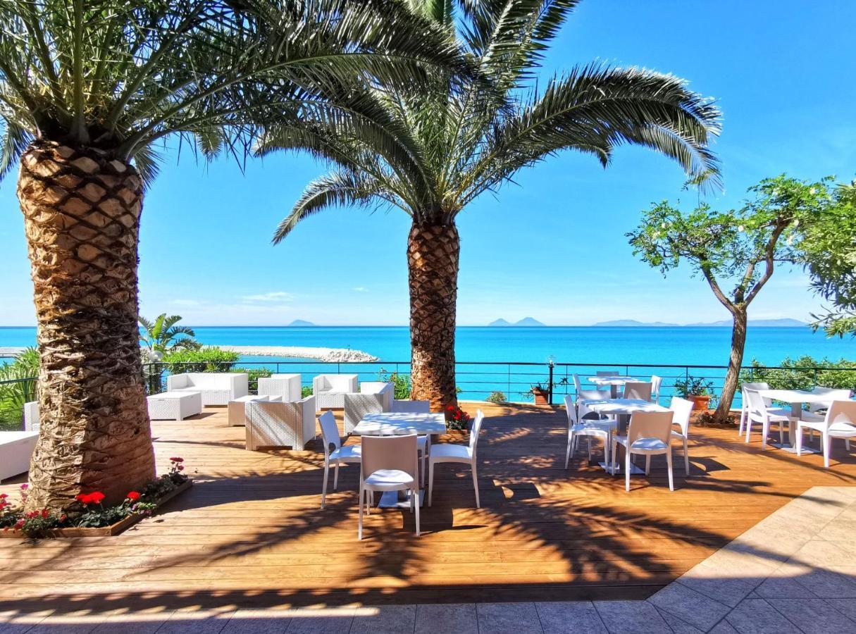 Villa Anita Apartments Capo dʼOrlando Eksteriør billede