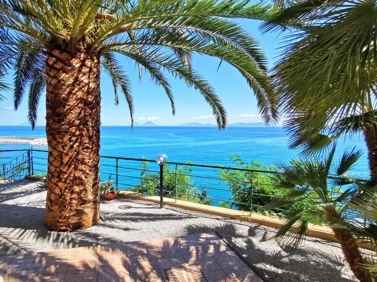 Villa Anita Apartments Capo dʼOrlando Eksteriør billede