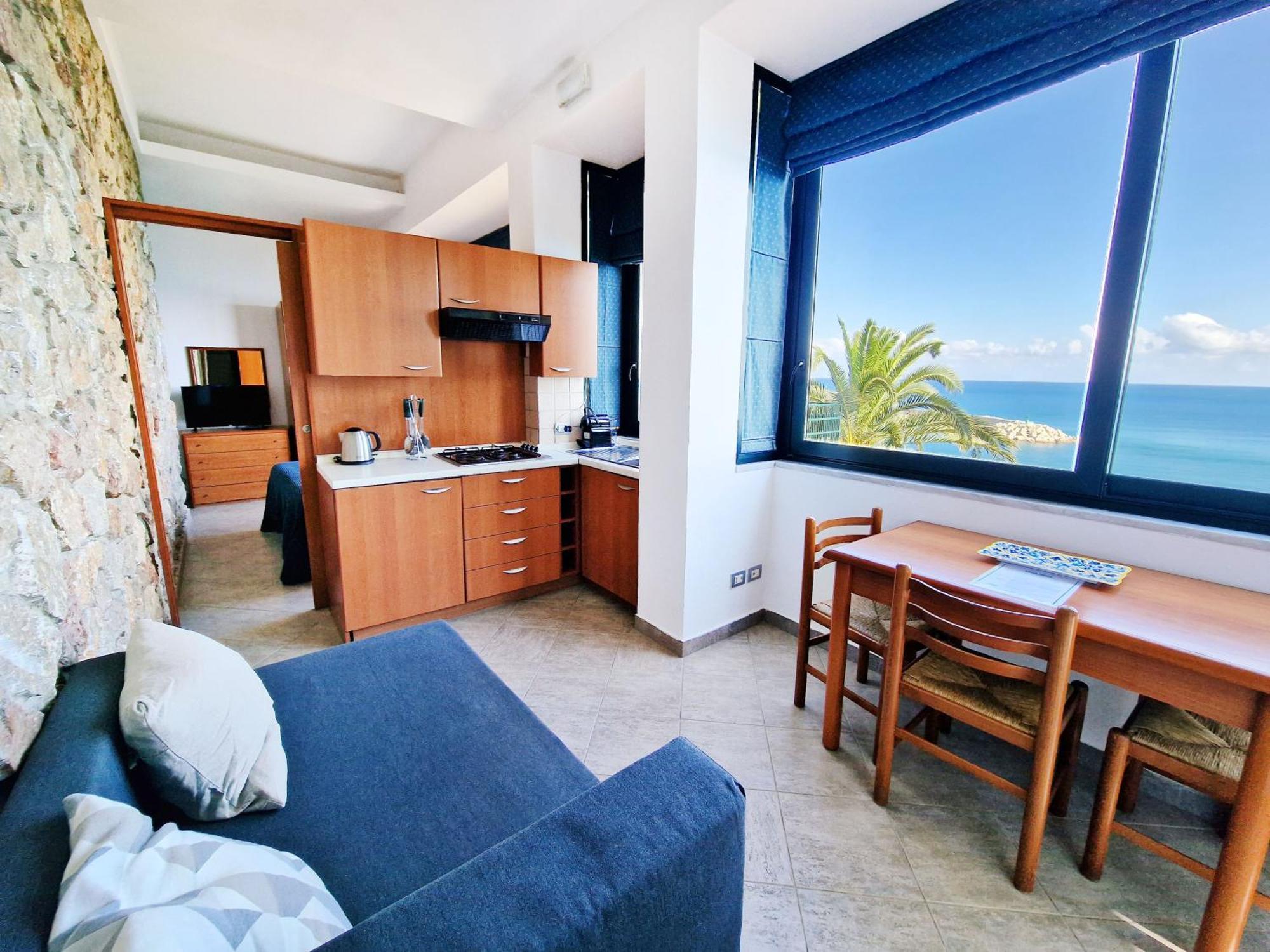 Villa Anita Apartments Capo dʼOrlando Eksteriør billede
