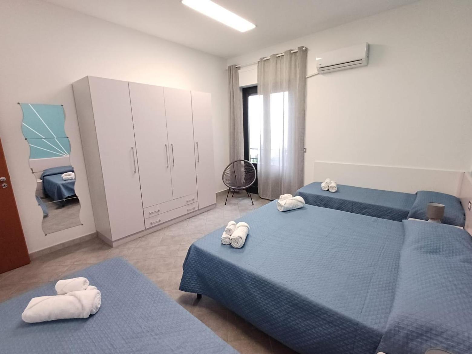 Villa Anita Apartments Capo dʼOrlando Eksteriør billede